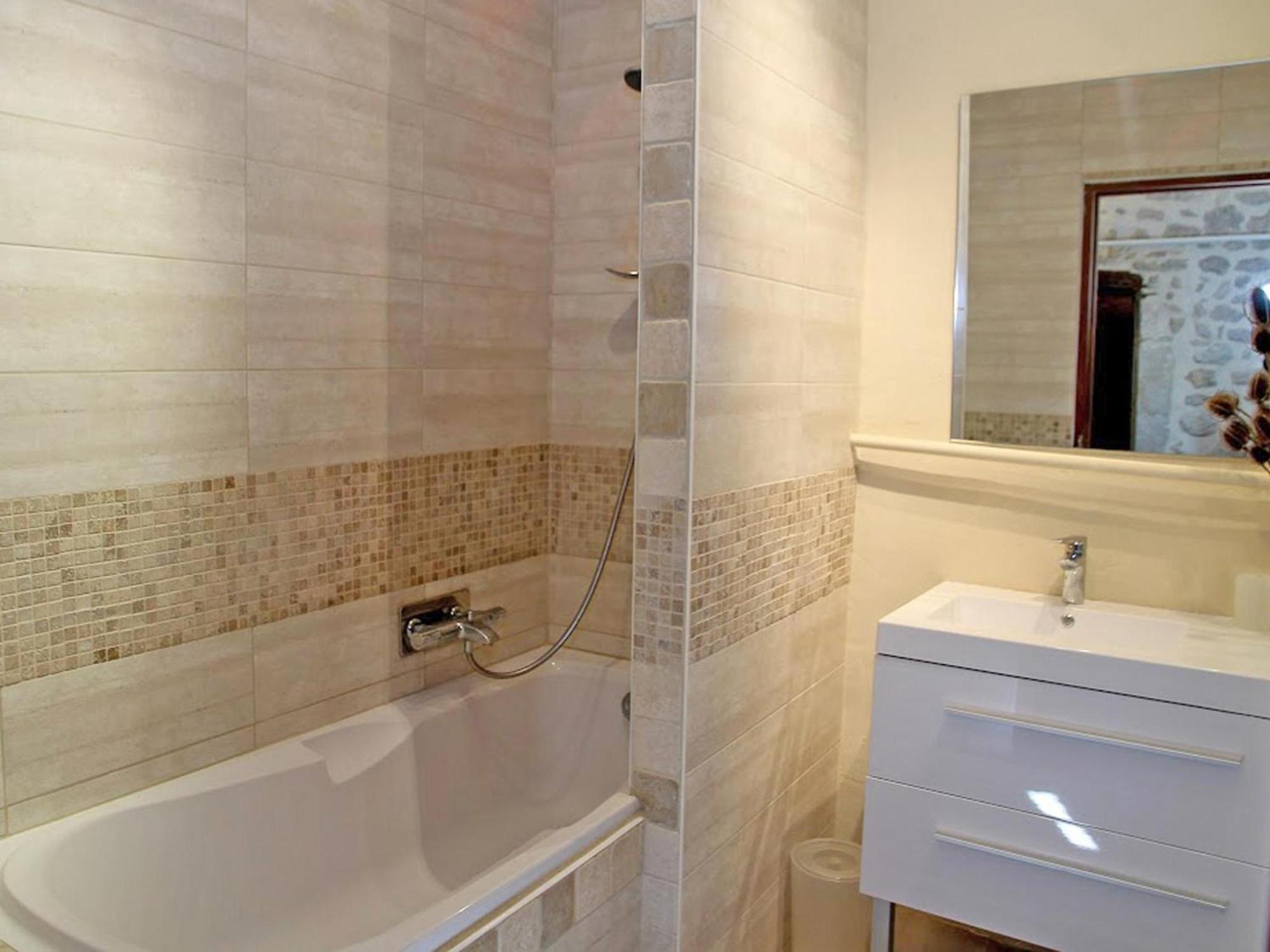 Tauleigne Villa Bollene Bagian luar foto