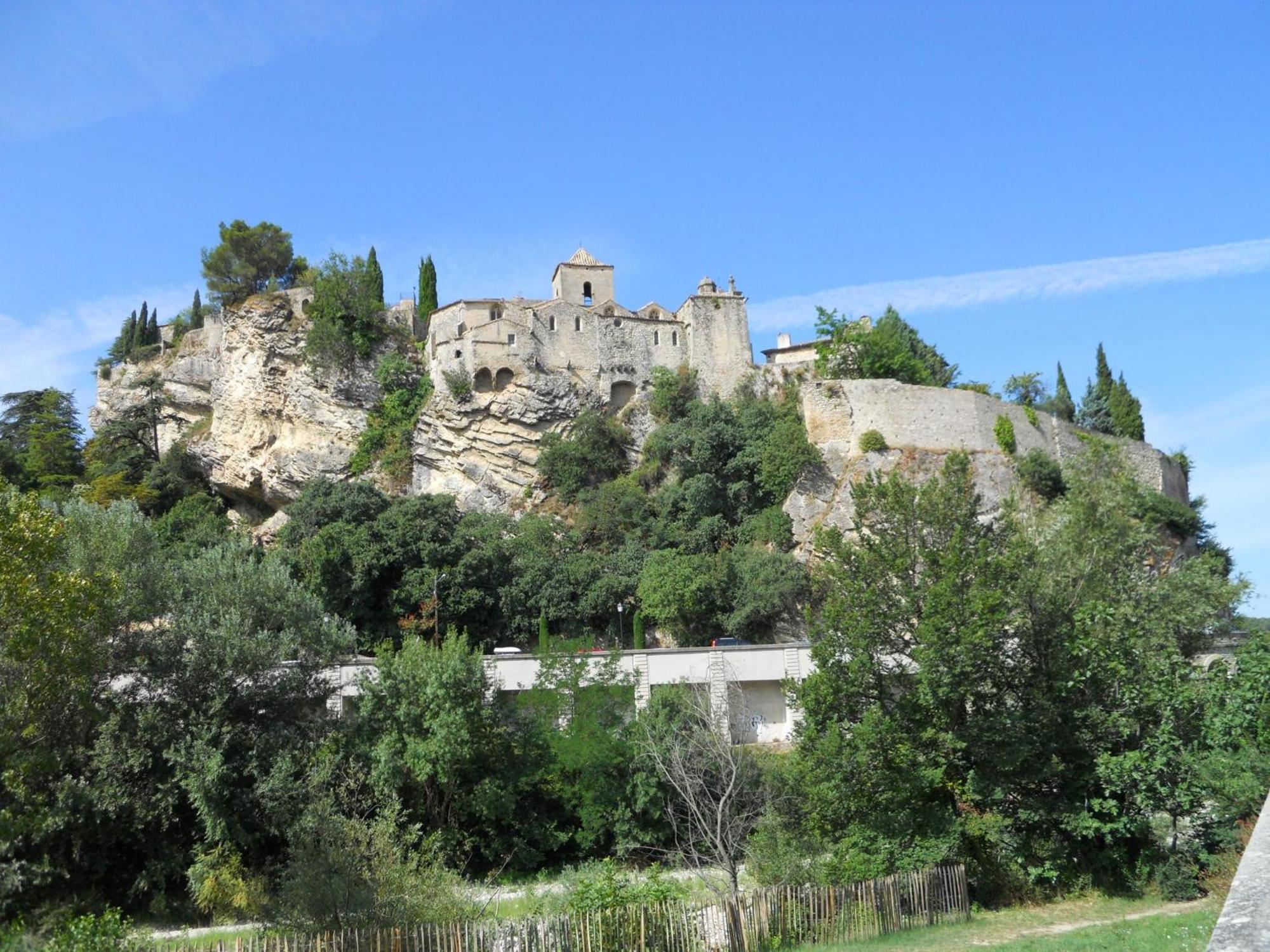 Tauleigne Villa Bollene Bagian luar foto